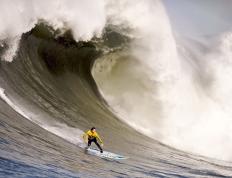 电竞赛场焦点！中国队对阵澳大利亚队，战术博弈精彩纷呈，教练斗智斗勇