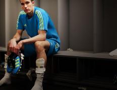 孙兴慜赛后谦逊发言登热搜，迈阿密热火绝杀皇家马德里引发热议